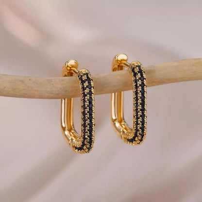 Hoop earring with multicolored zirconias