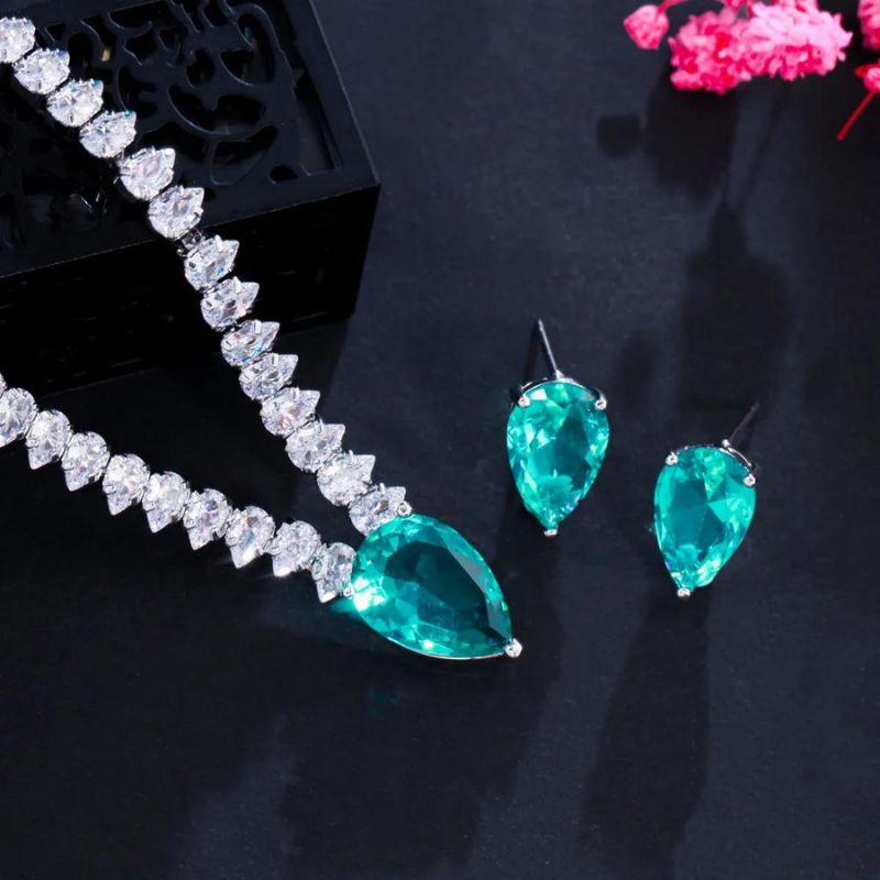 Emerald Crystal Necklace and Earring Set