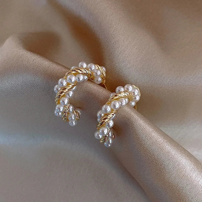 Pearl Bow Earring