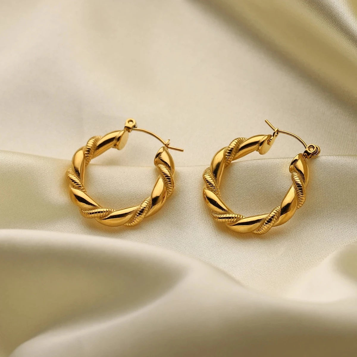 18k Gold Plated Traced Hoop Earring